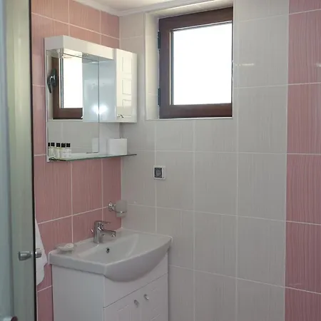 горски кът Pensión Devin