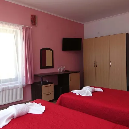 горски кът 3* ديفين