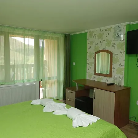 горски кът 3* Devin