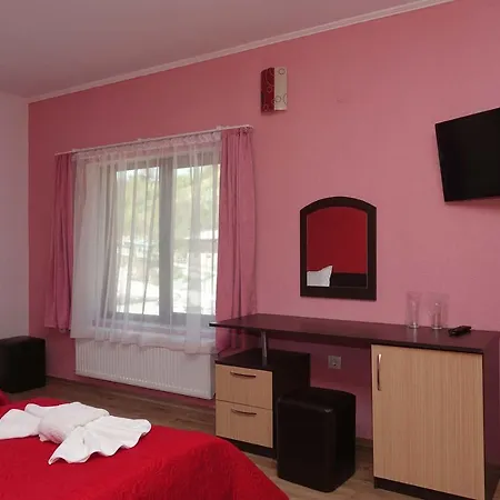горски кът بيت ضيافة ديفين