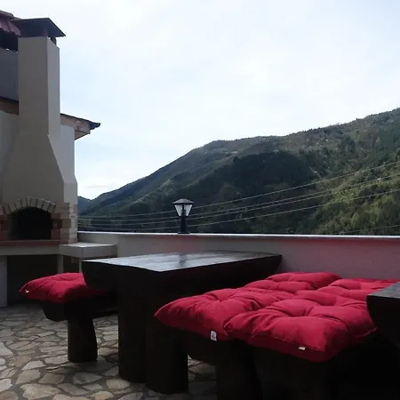 Pensión горски кът